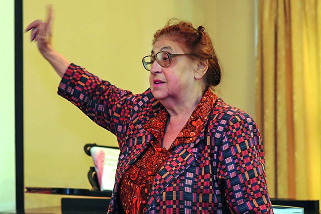 Елена Мушкина