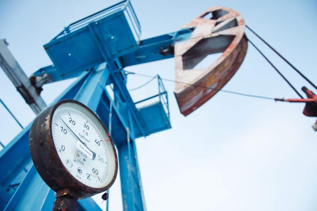нефть