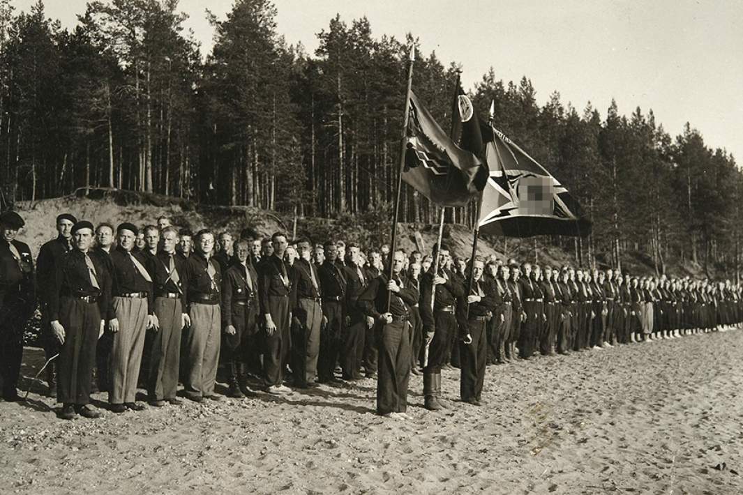Члены «Сине-черного движения» в военизированном лагере Куортане. 1935 год