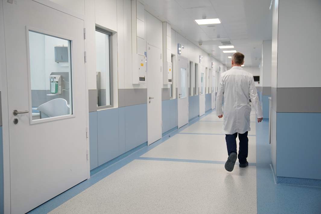 Коридор врач