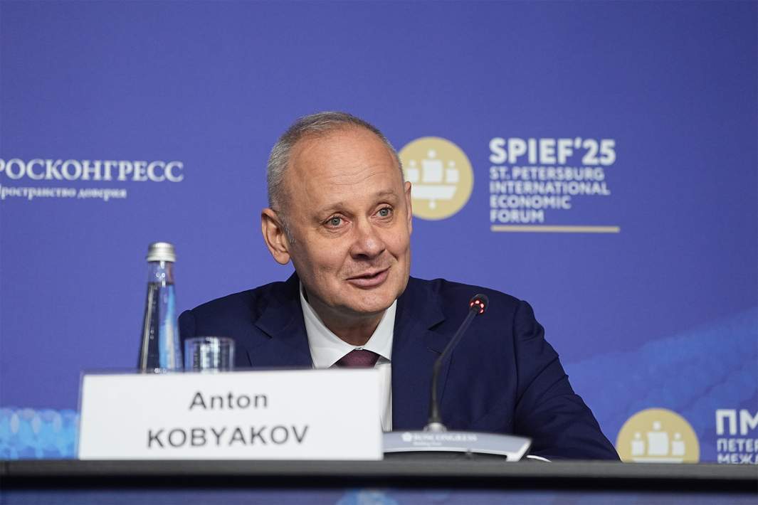 Антон Кобяков