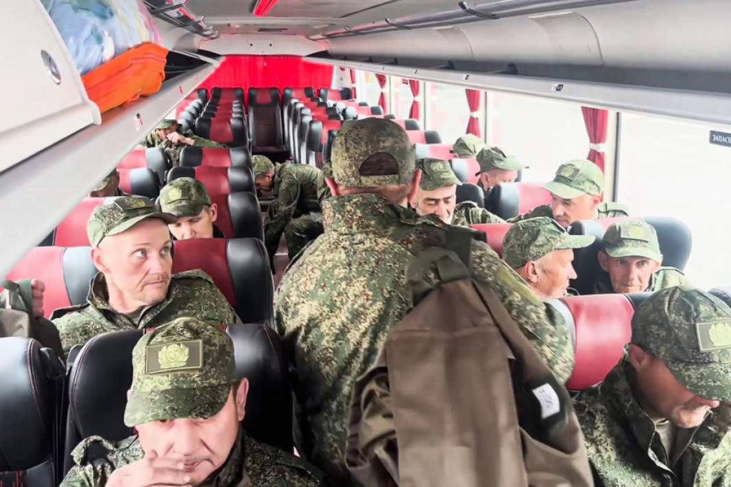 Российские военнослужащие, возвращенные из украинского плена