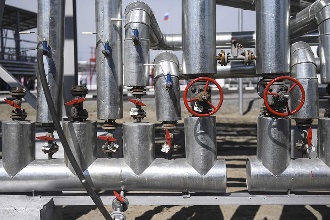 Нефтеперерабатывающий завод