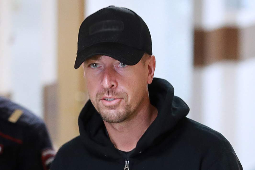Алекс Лесли (Александр Кириллов), обвиняемый в вовлечении в занятия проституцией