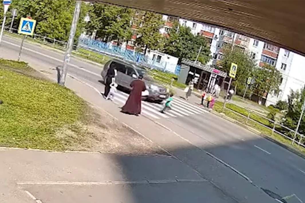 Кадр из видео