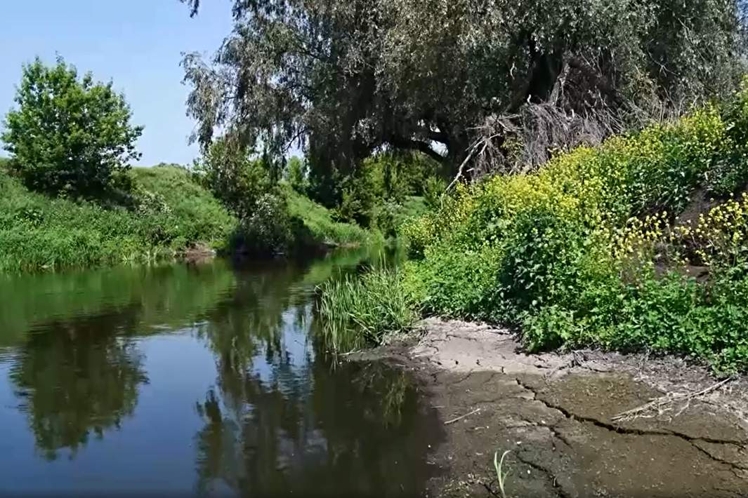 река