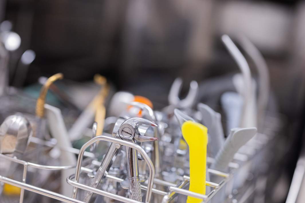 инструменты врача