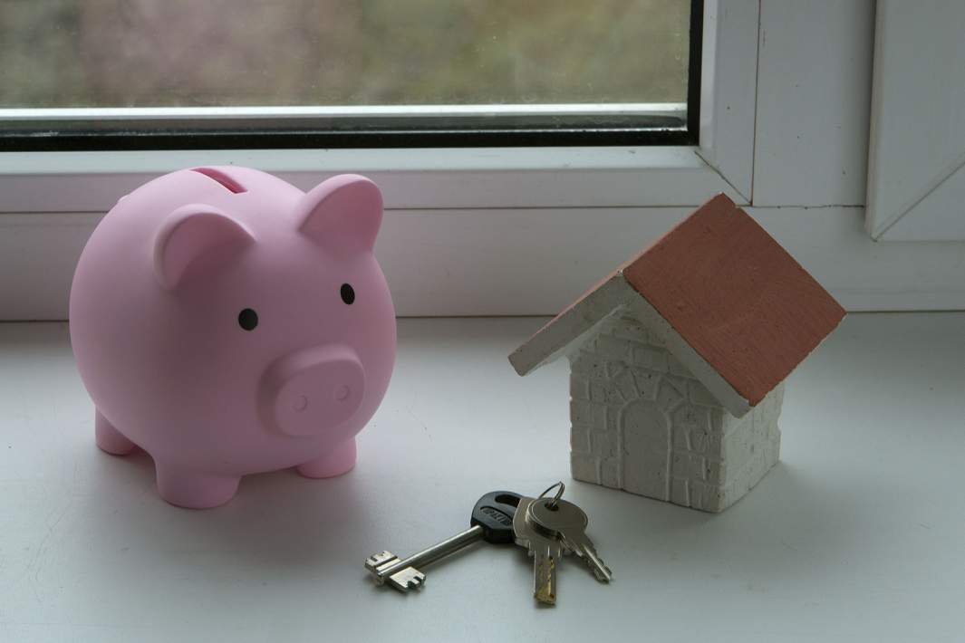 дом и копилка