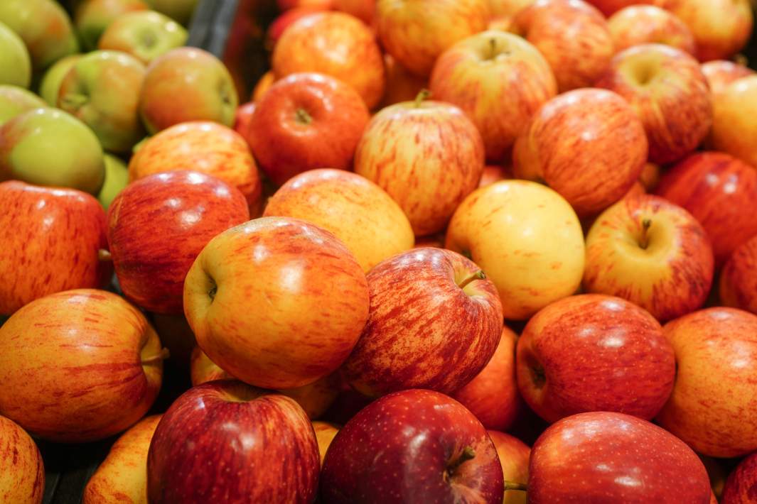 яблоки