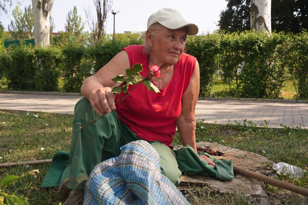 Один из старейших сотрудников «Зеленстроя» Нина Бешимова