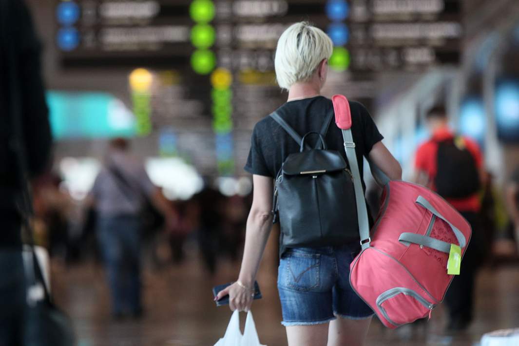 Турист в аэропорту 