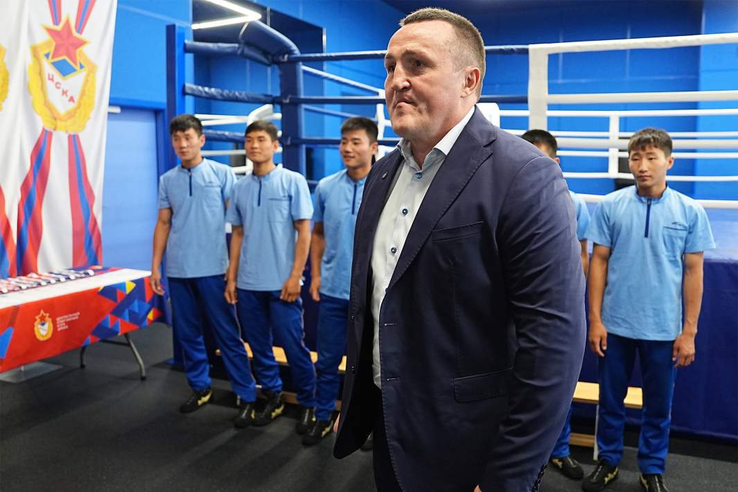 Денис Лебедев