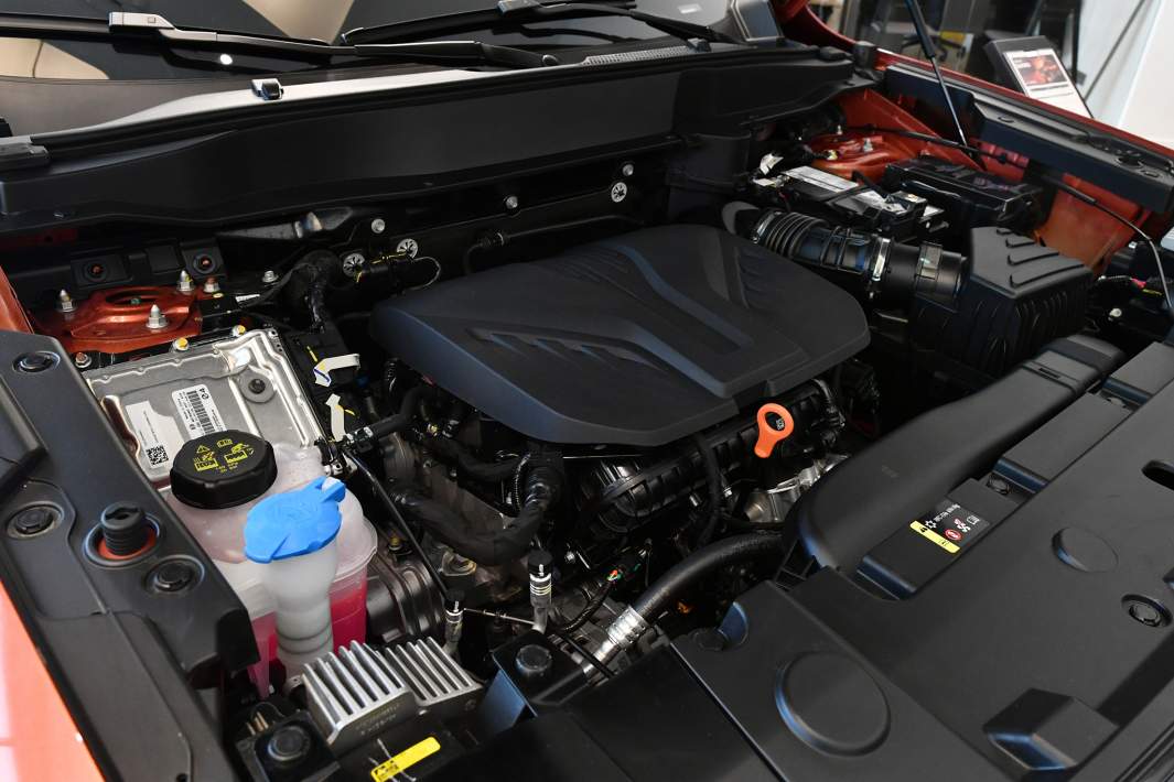 Двигатель автомобиля