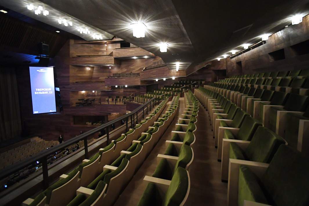 Обновленный зал МХАТ 