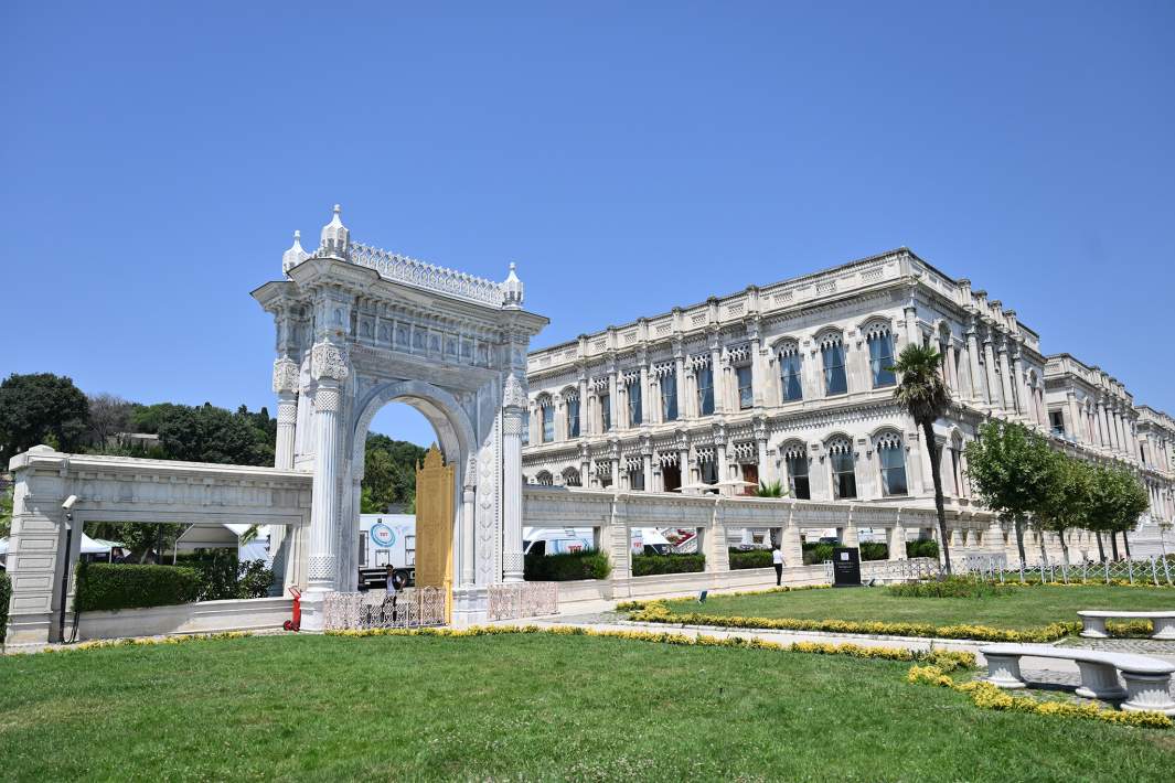 Дворец Чираган в Стамбуле