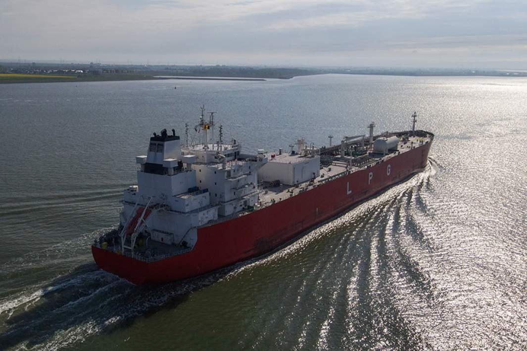 Танкер СПГ 
