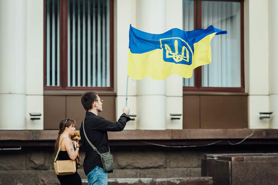 протестующие