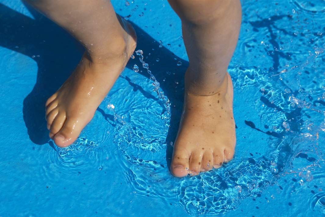 Ноги ребенок