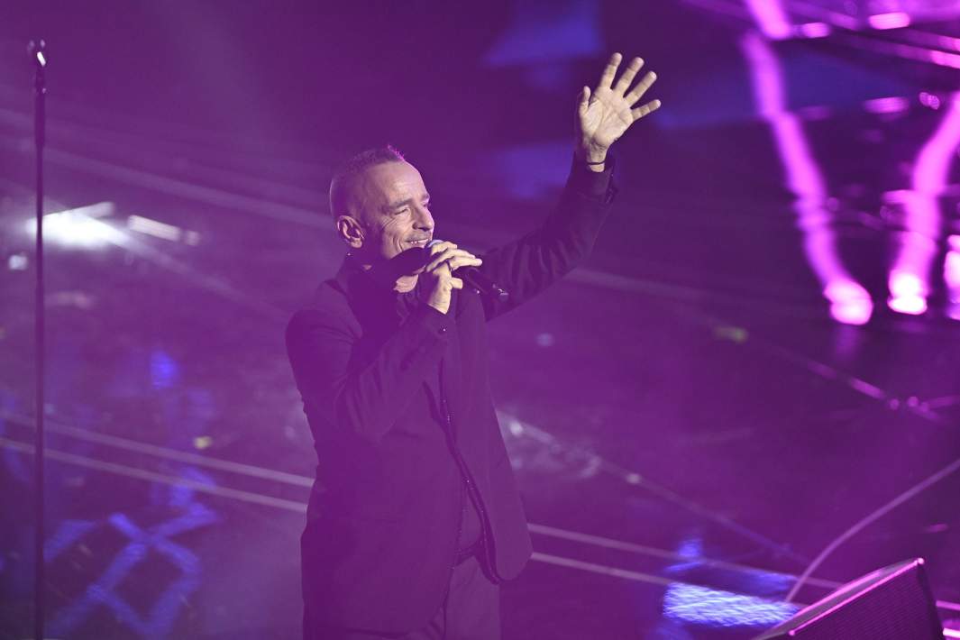 Исполнительница