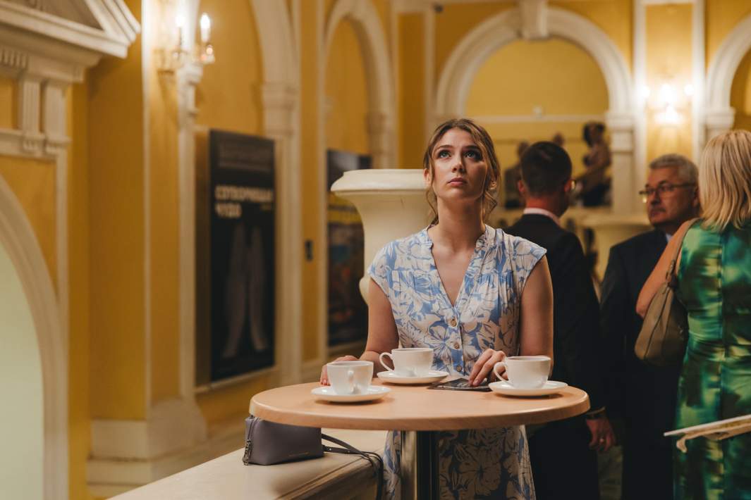 Сериал «Москва слезам не верит. Все только начинается»