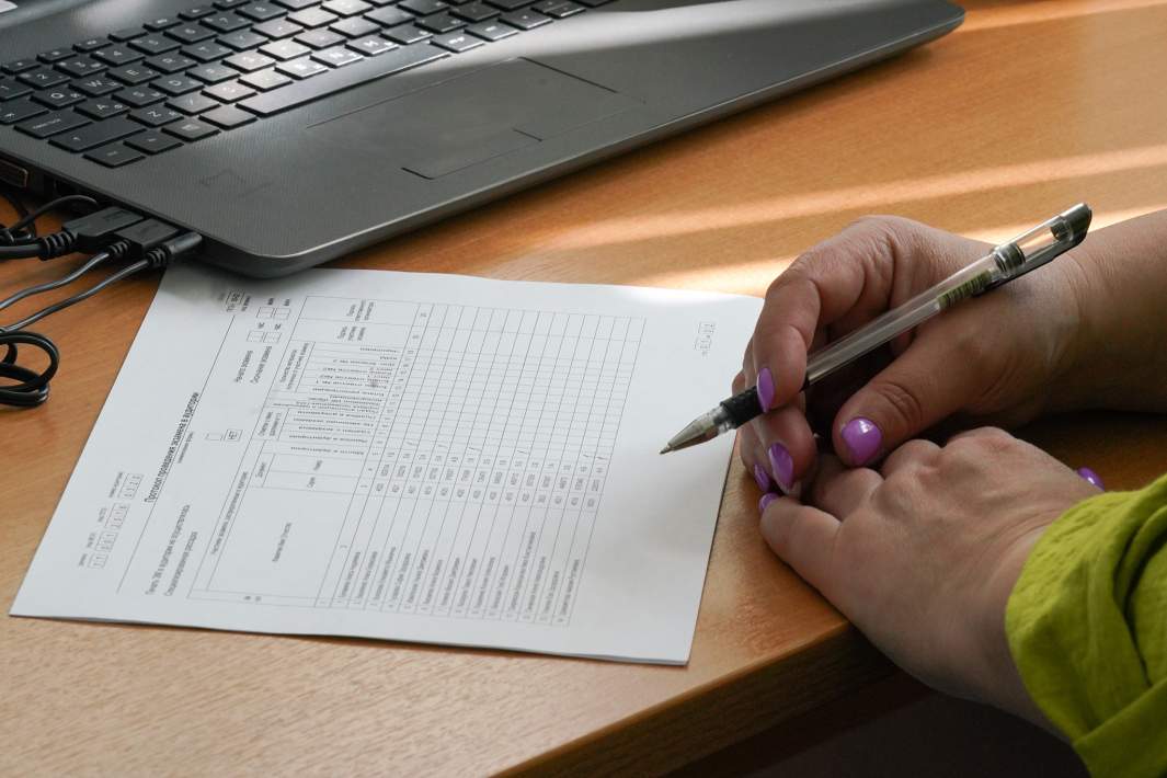 руки учителя