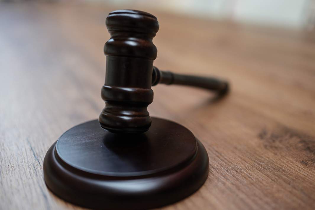 Молоток судьи 