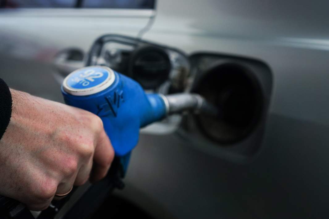 Заправка автомобиля 