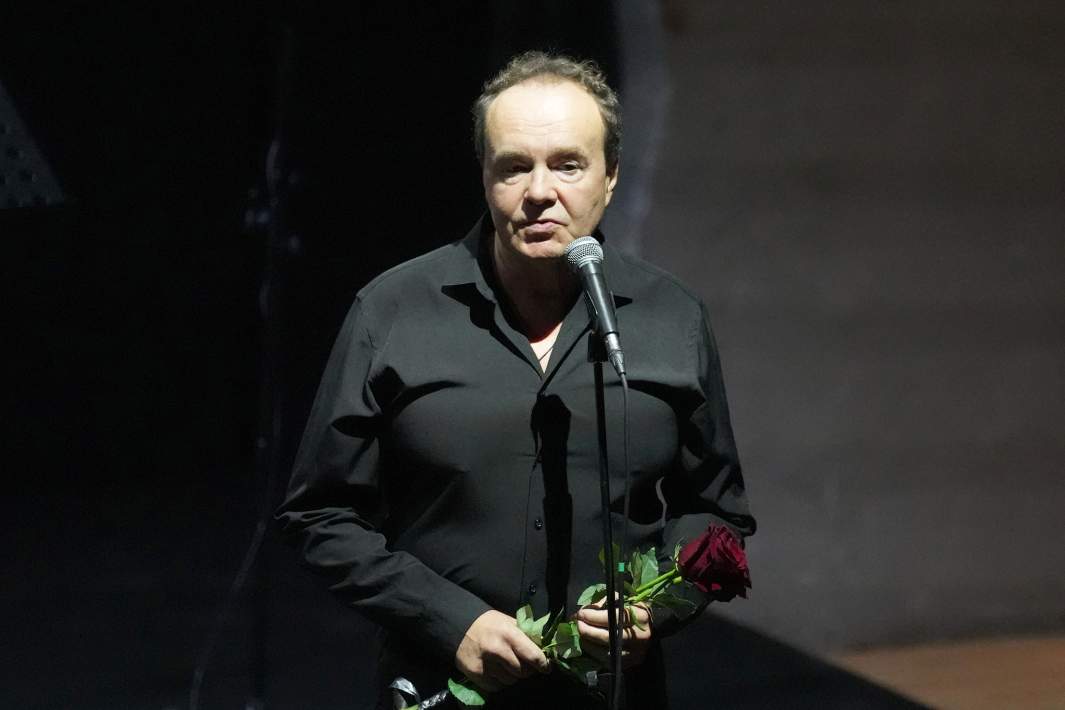 Заслуженный артист России Олег Бажанов