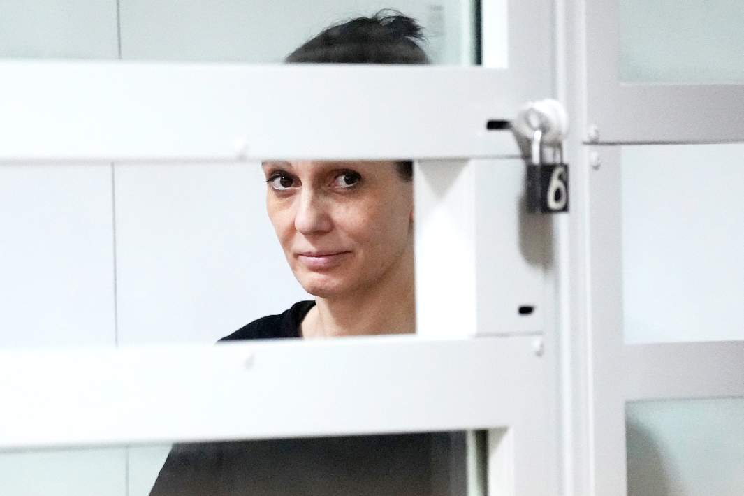 Врач Елена Белая, обвиняемая в убийстве младенца в роддоме Калининграда, в Московском областном суде