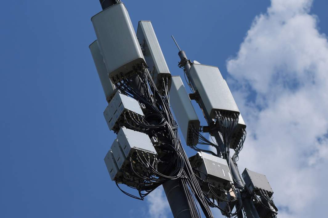 Вышка сотовой связи 