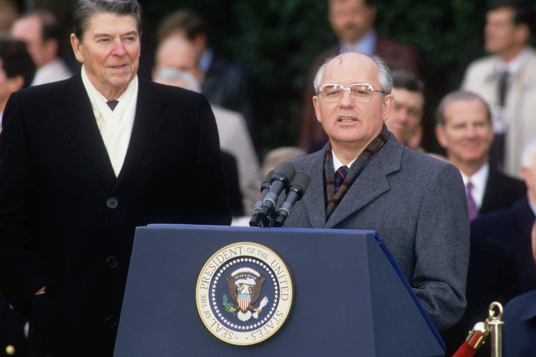 Горбачев Рейган