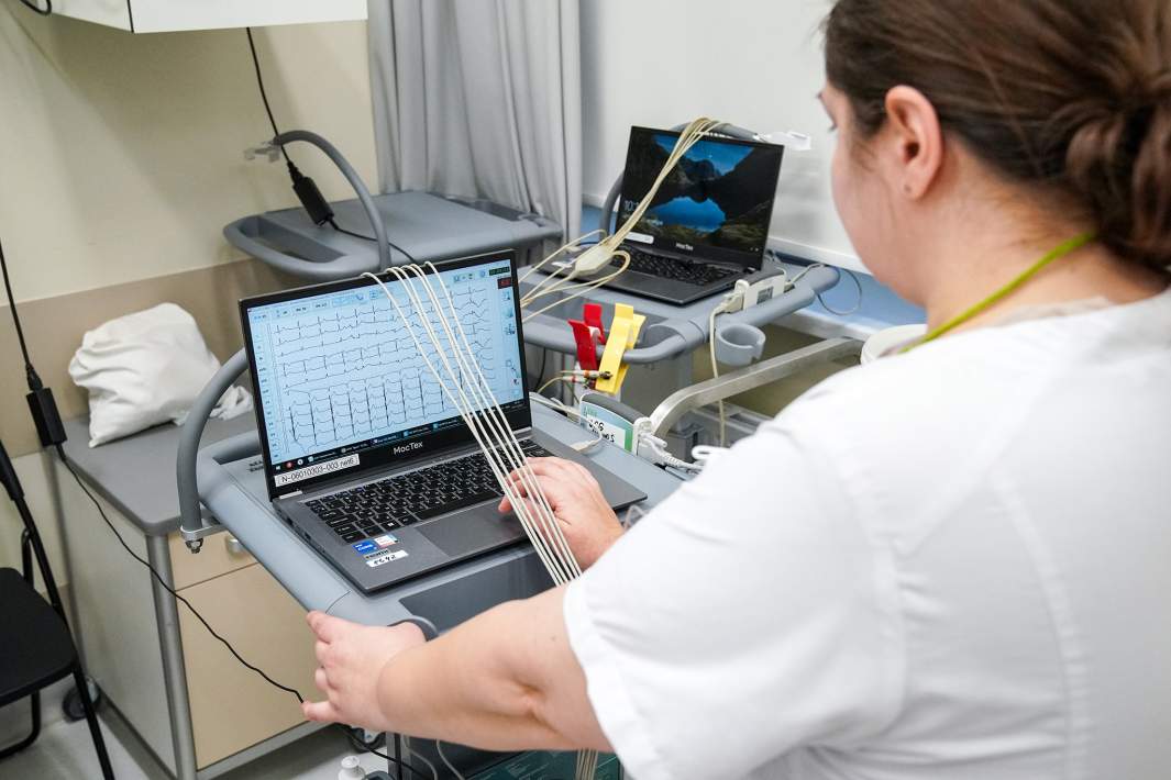 Врач за работой 