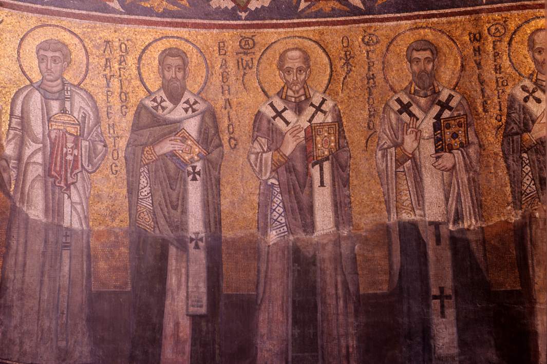 Фрагмент мозаики в алтаре «Святительский чин» с изображением святых архидиакона Лаврентия Римского, Василия Великого, Иоанна Златоуста, Григория Нисского