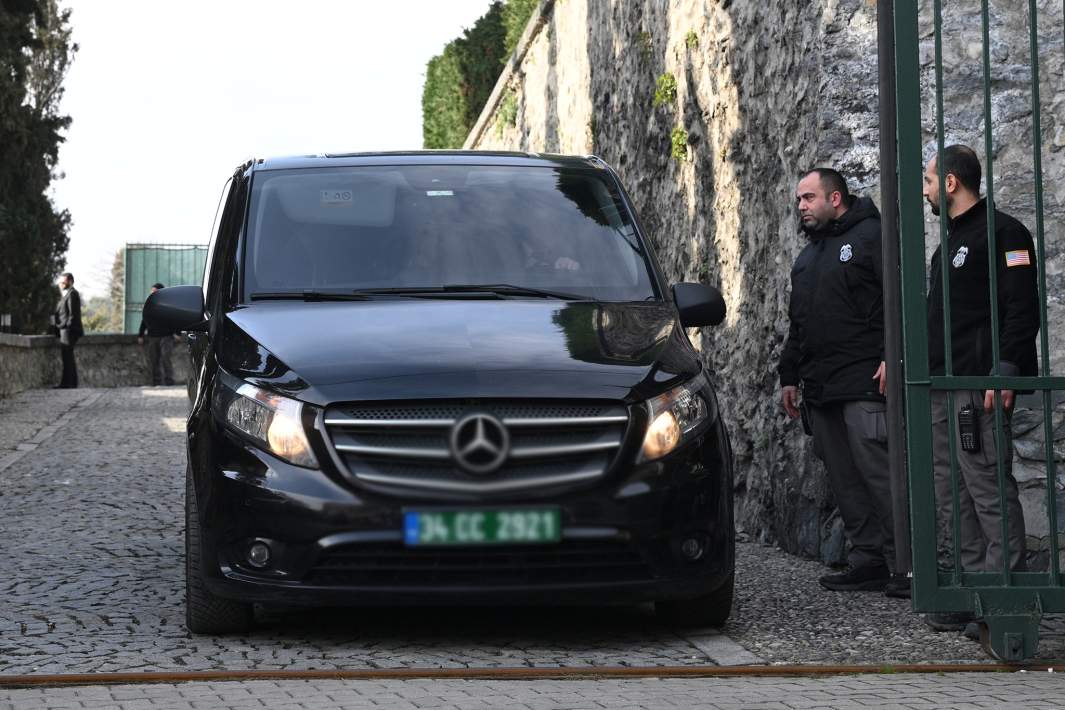 Автомобиль