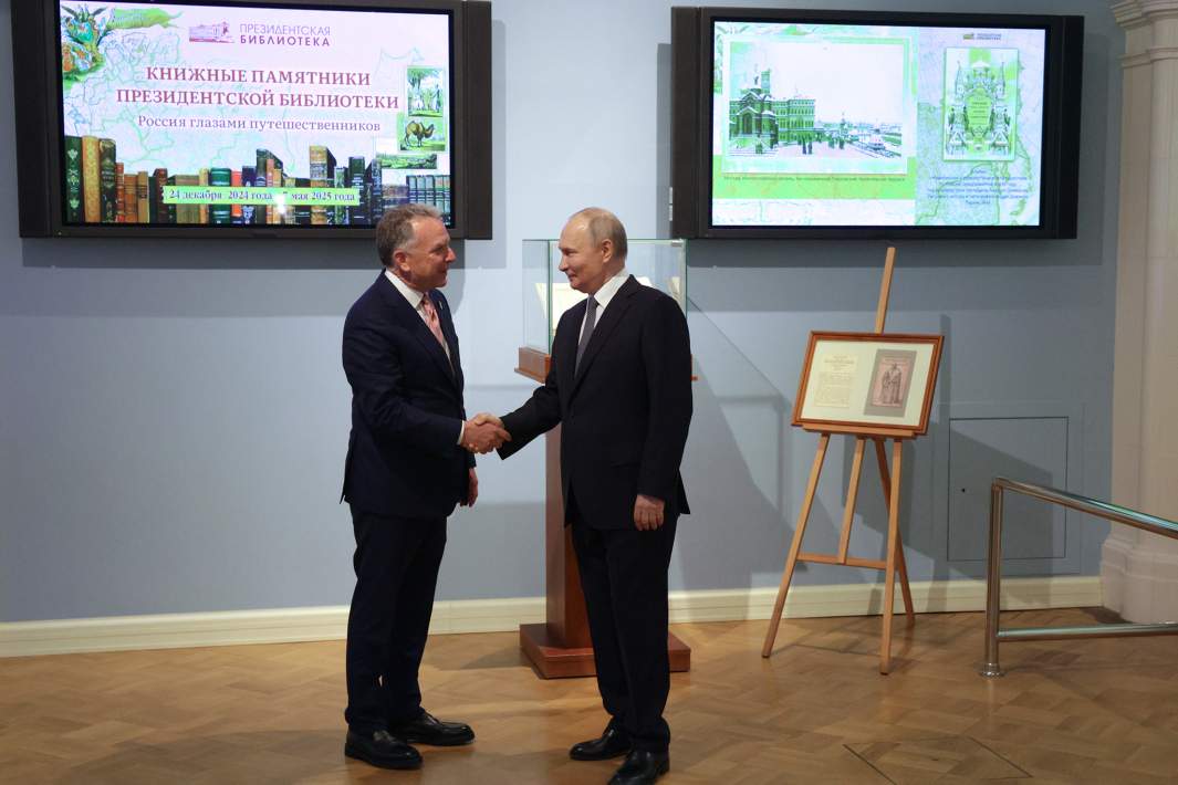 11 апреля 2025. Президент РФ Владимир Путин и спецпосланник президента США по Ближнему Востоку Стивен Уиткофф