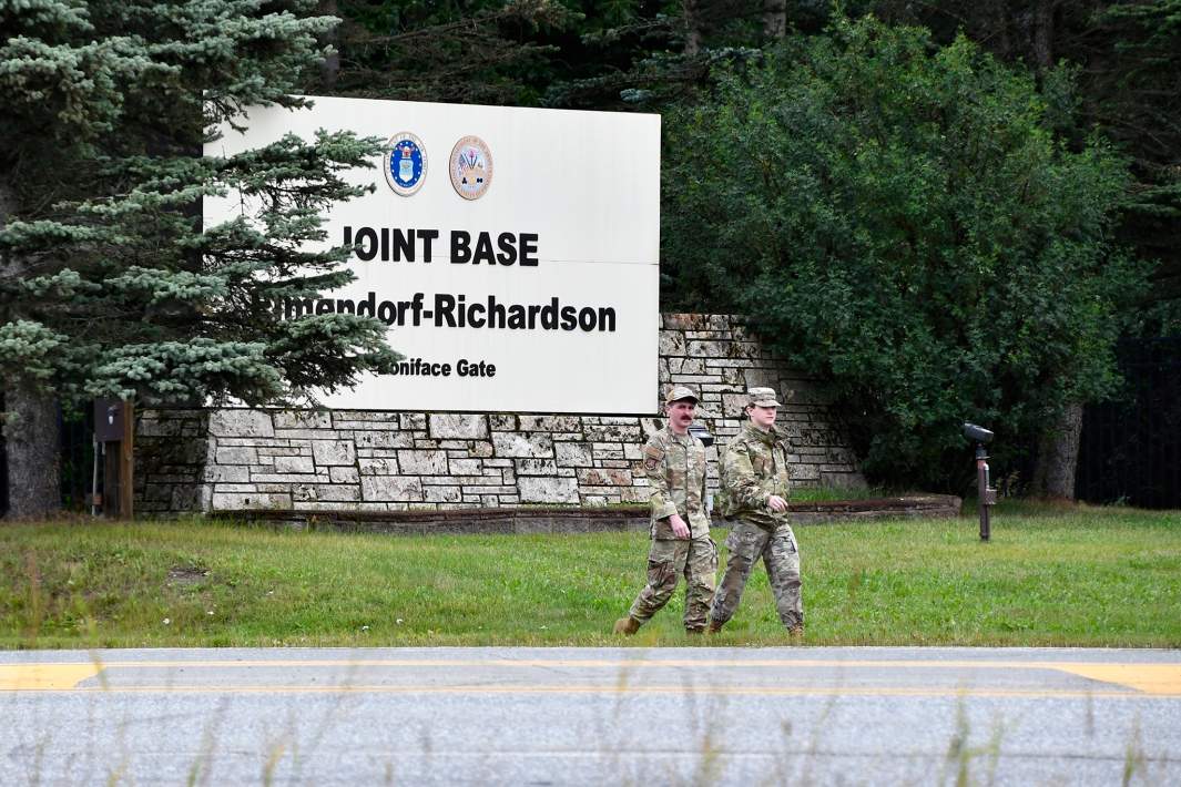 Военная база