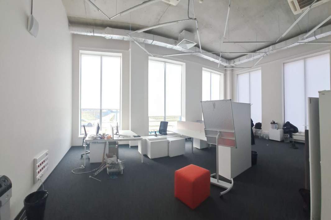 Помещение лаборатории, октябрь 2024