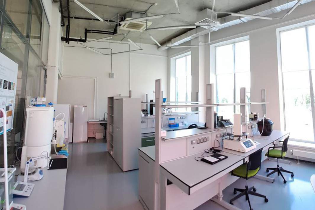 Помещение лаборатории, июль 2025 года