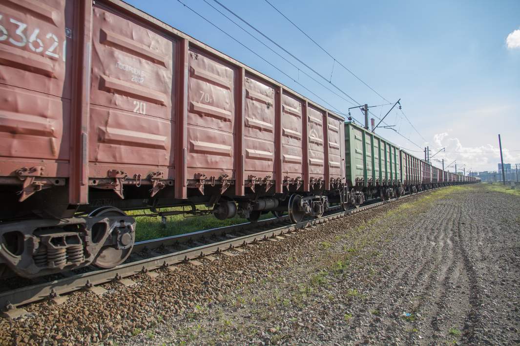 Грузовой поезд 