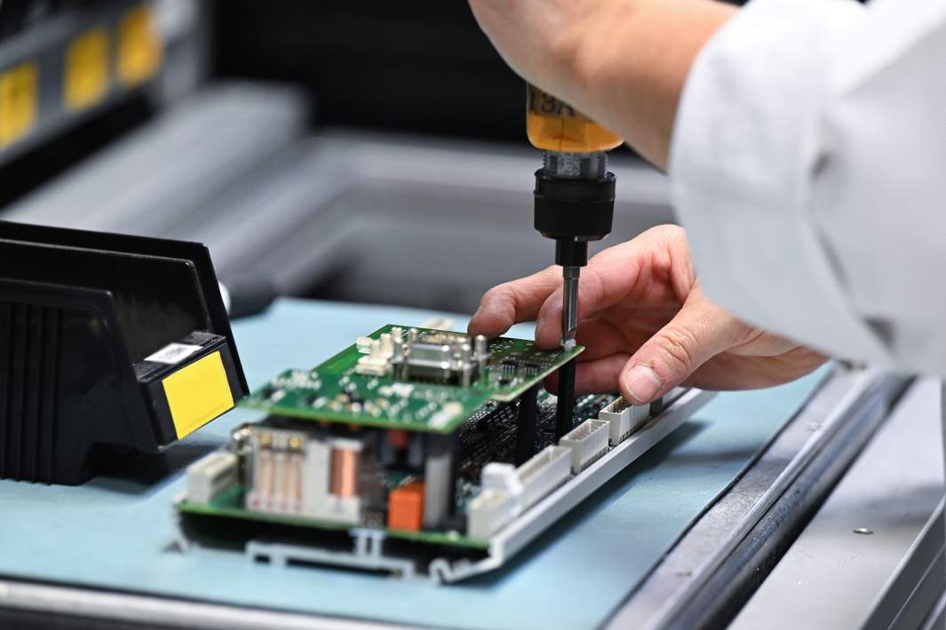 Электроника