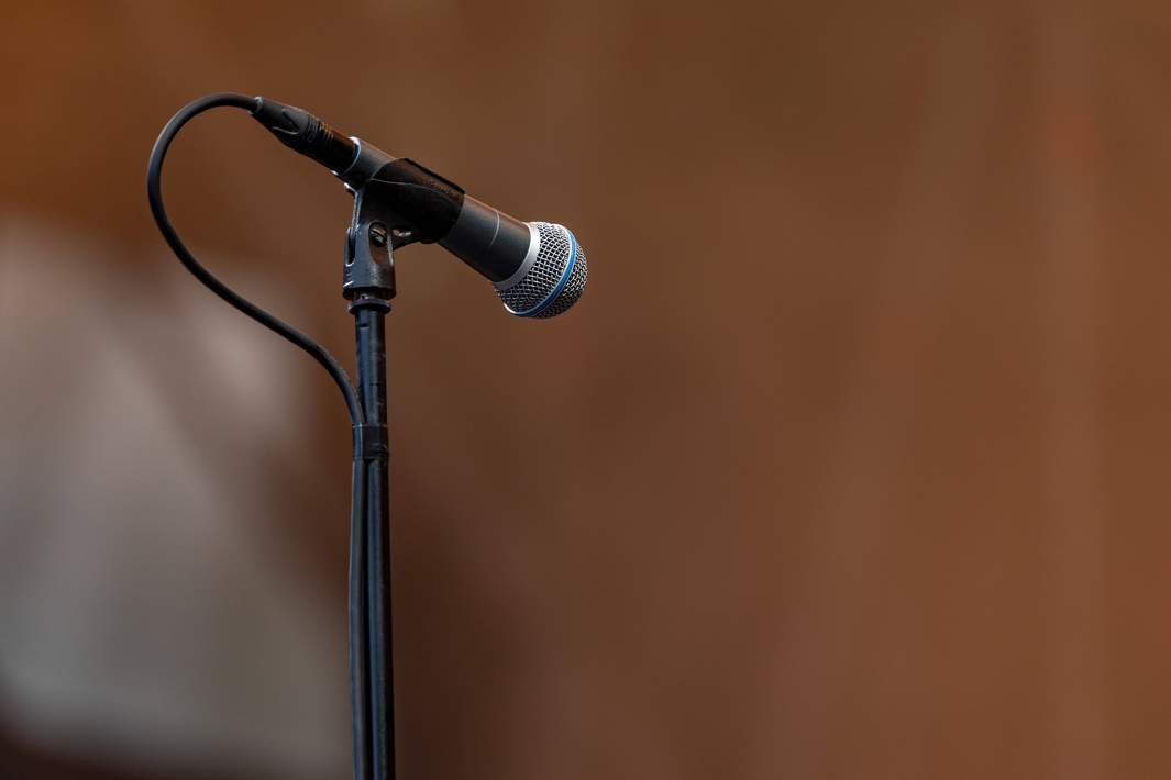 микрофон