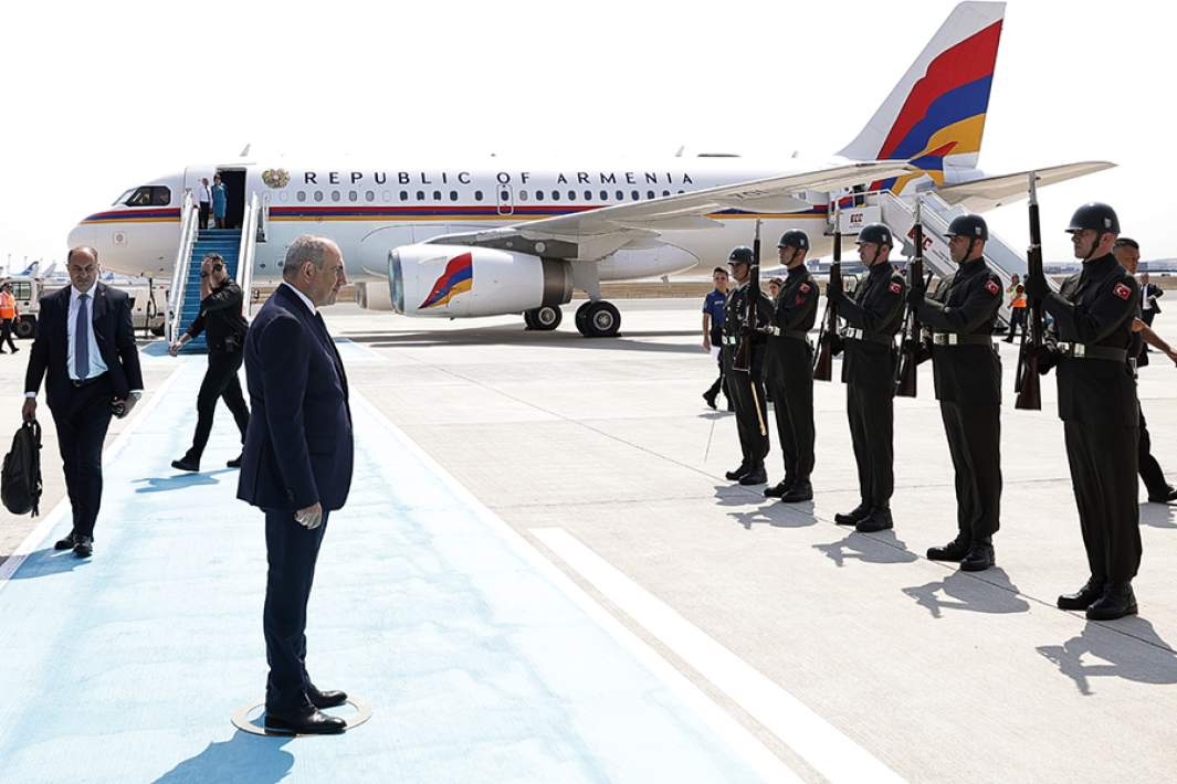 Премьер-министр Республики Армения Никол Пашинян во время своего визита в Турцию. Стамбул, 20 июня 2025 года