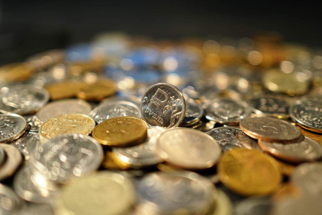 монеты