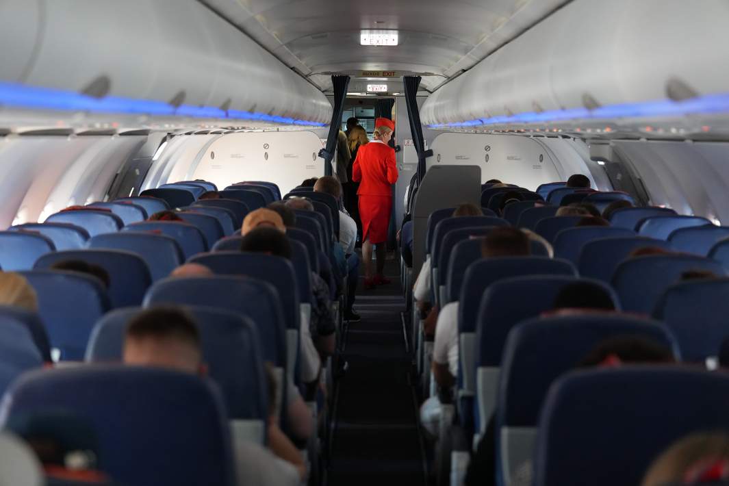 самолет салон 