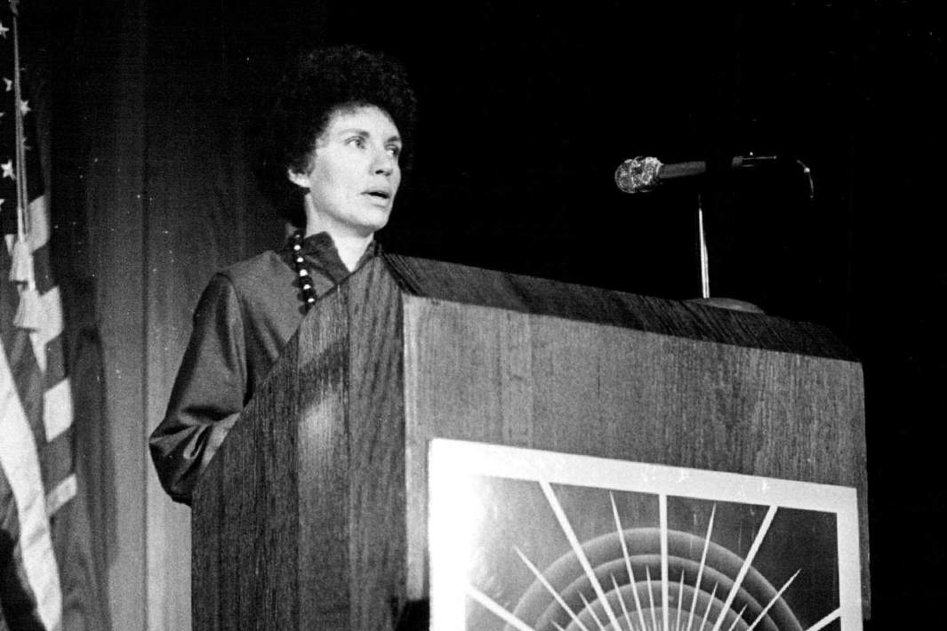 Элизабет Клэр Профет. 1978 год