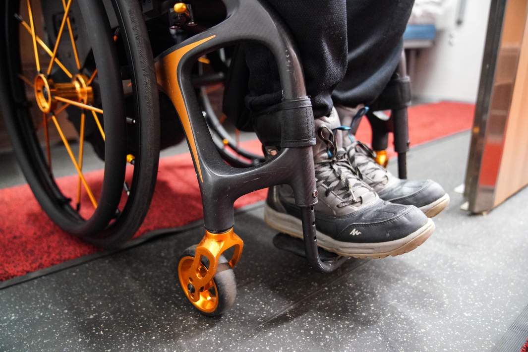 инвалидное крессло