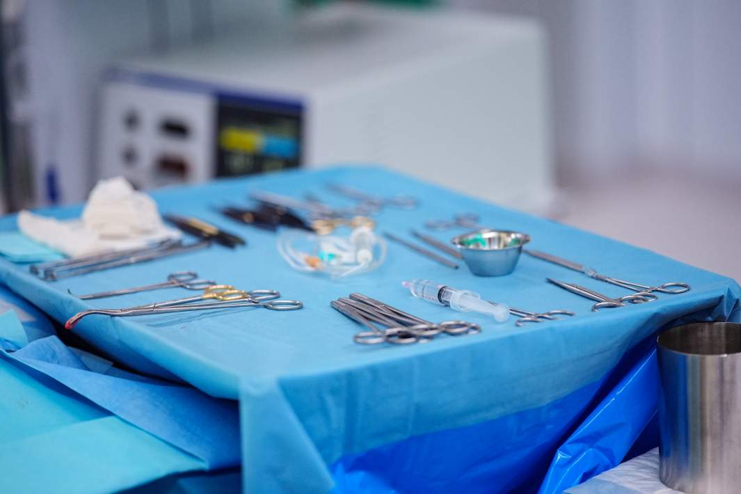 медицинские инструменты