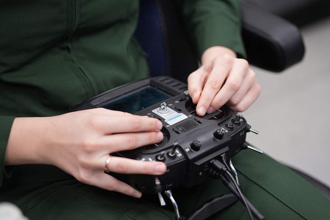 Пульт управления дроном 