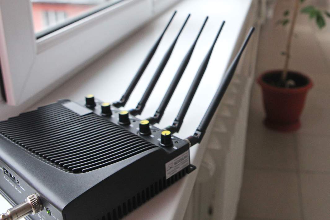 Глушилка телефонов 