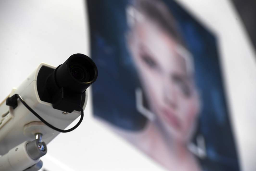 Камера видеонаблюдения 